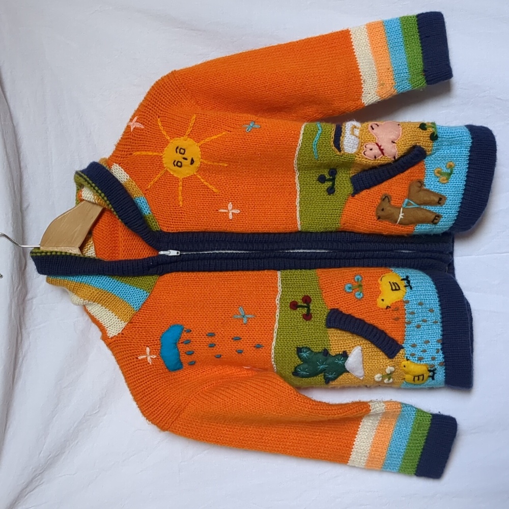 Hooded Sweater with animals Zippered 5